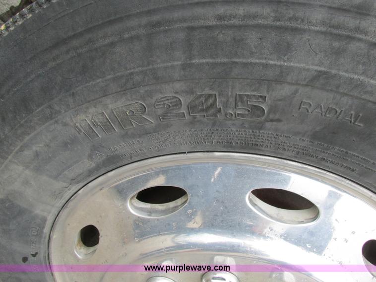 image for item K5081 1995 Peterbilt 379 tri axle semi truck