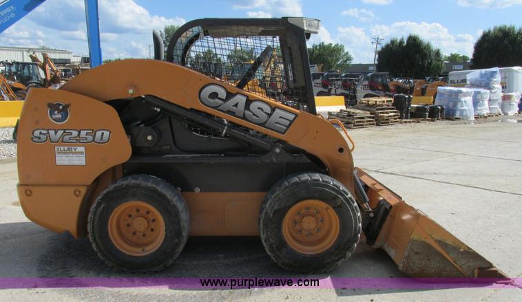image for item K5084 2012 Case SV250 skid steer