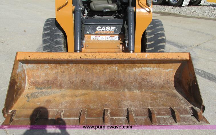image for item K5084 2012 Case SV250 skid steer