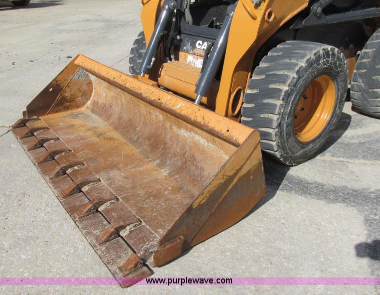 image for item K5084 2012 Case SV250 skid steer
