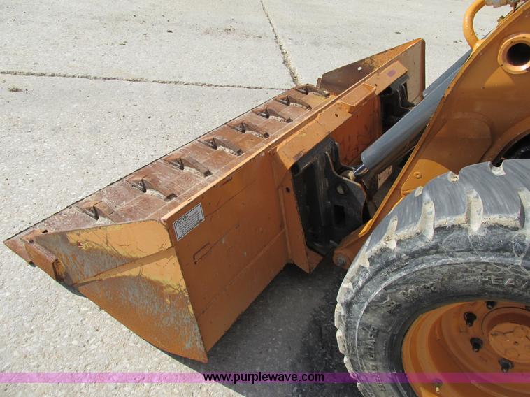 image for item K5084 2012 Case SV250 skid steer
