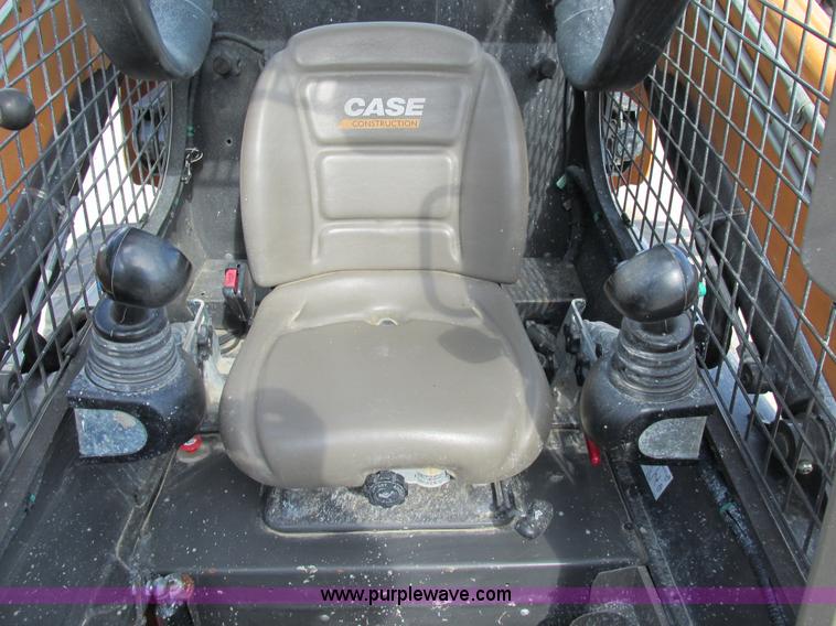 image for item K5084 2012 Case SV250 skid steer
