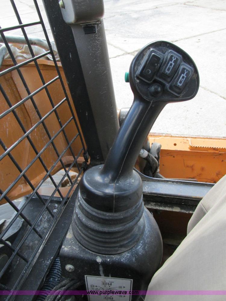 image for item K5084 2012 Case SV250 skid steer