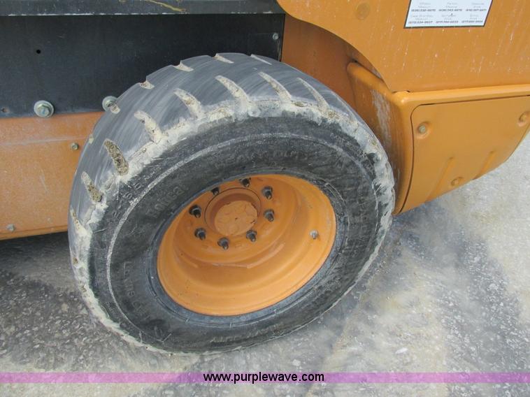 image for item K5084 2012 Case SV250 skid steer