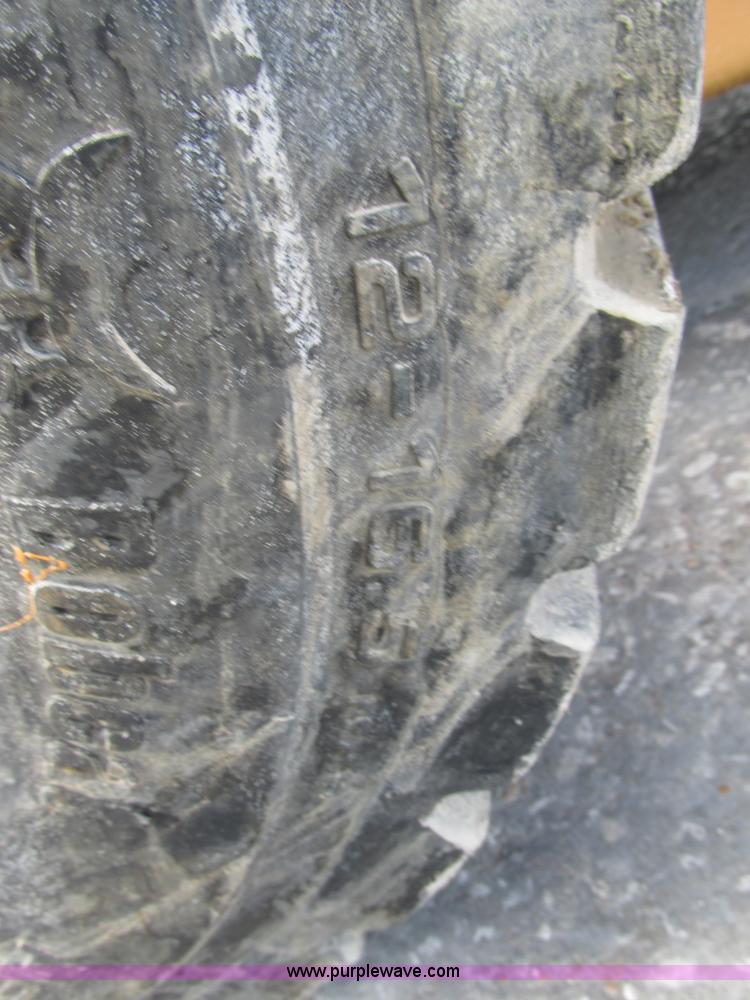 image for item K5084 2012 Case SV250 skid steer