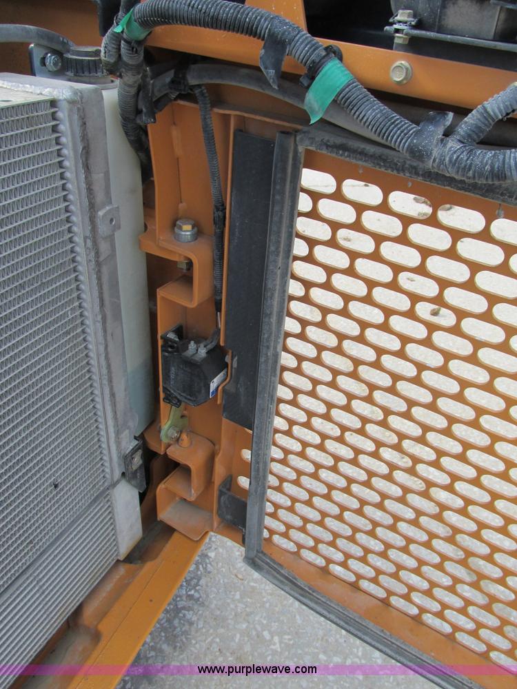 image for item K5084 2012 Case SV250 skid steer