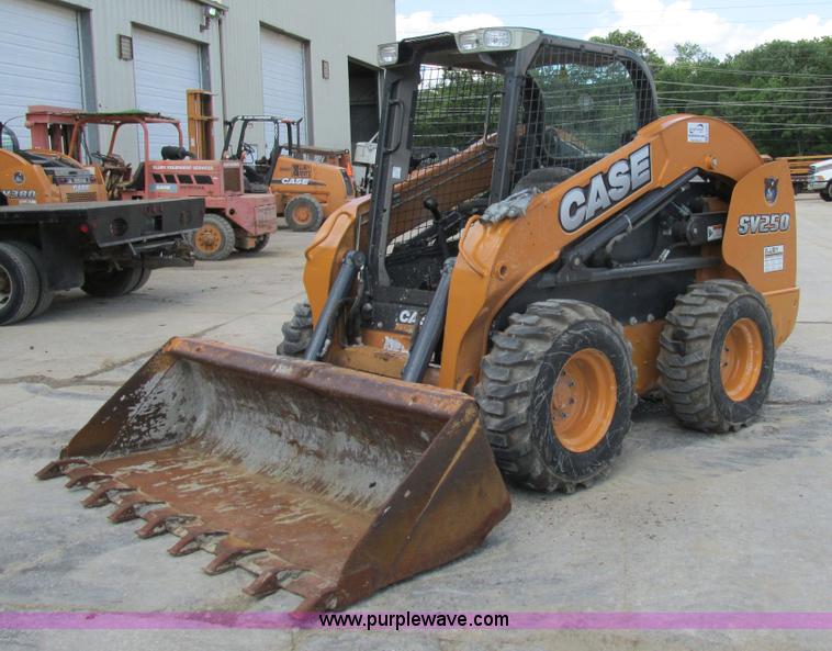 image for item K5085 2011 Case SV250 skid steer