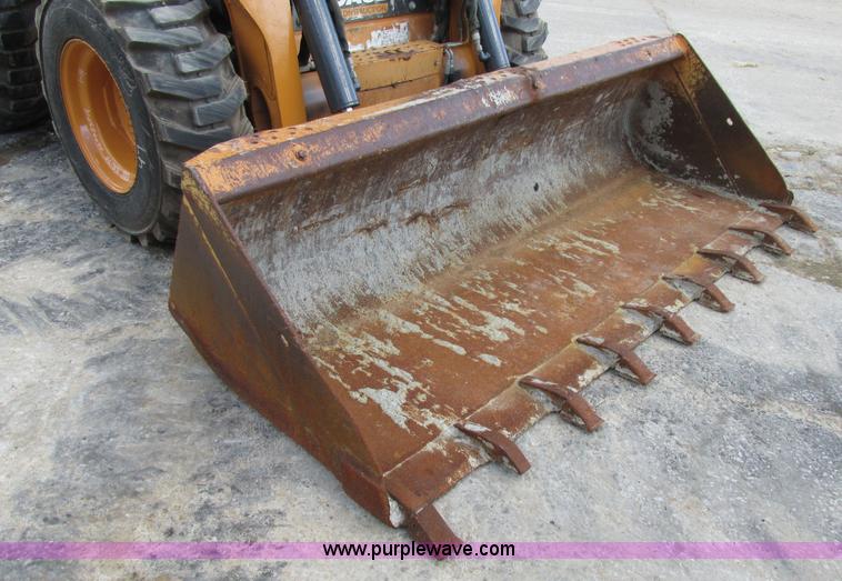 image for item K5085 2011 Case SV250 skid steer