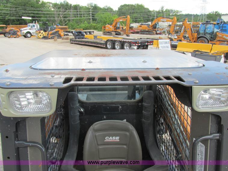 image for item K5085 2011 Case SV250 skid steer