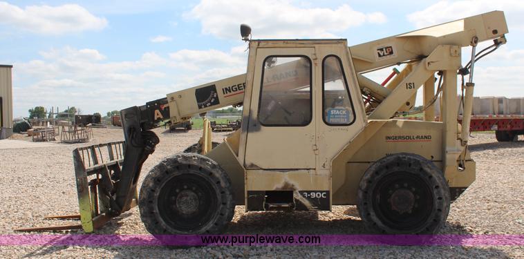 image for item K6886 1998 Ingersoll Rand VR90C telehandler