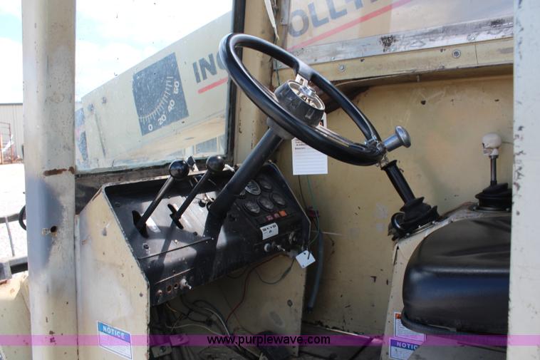 image for item K6886 1998 Ingersoll Rand VR90C telehandler