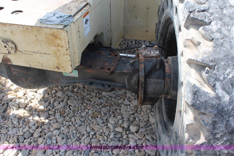 image for item K6886 1998 Ingersoll Rand VR90C telehandler