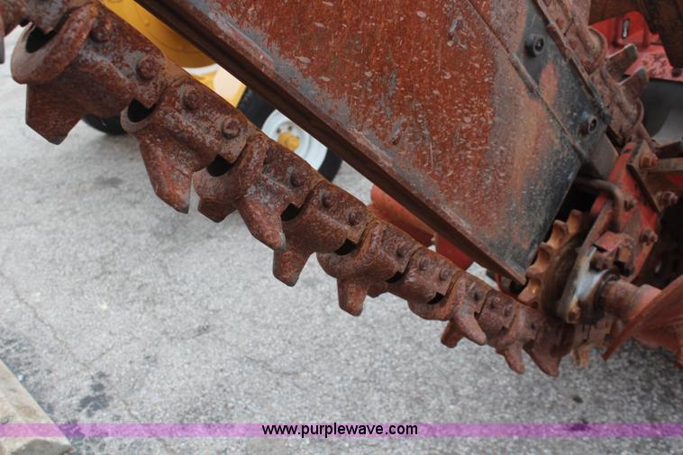 image for item K6891 2003 Ditch Witch 3700DD trencher