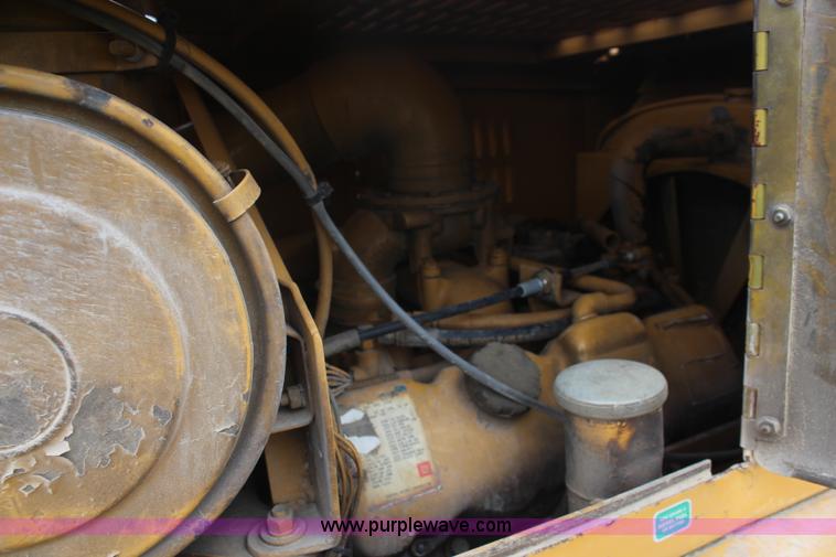 image for item K6896 1989 Vermeer T650 rock saw