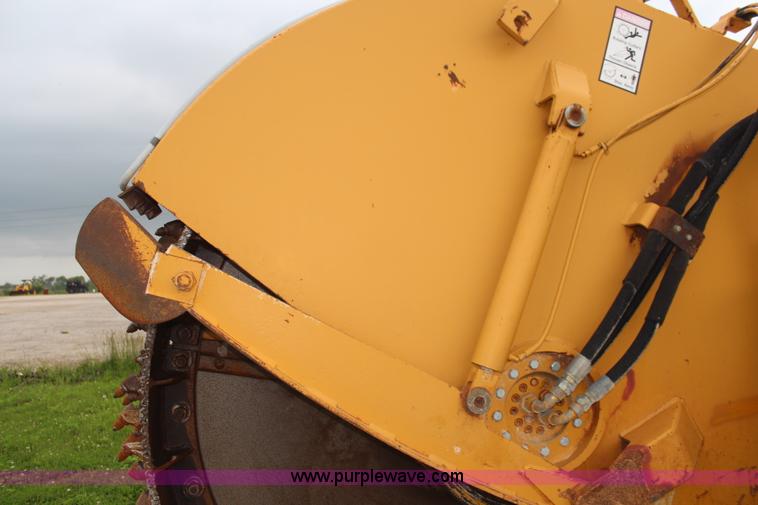 image for item K6896 1989 Vermeer T650 rock saw