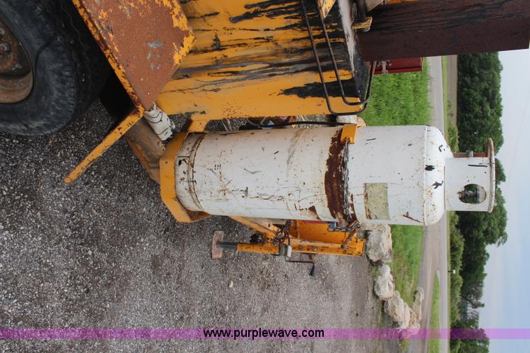 image for item K6898 Cimline crack seal machine