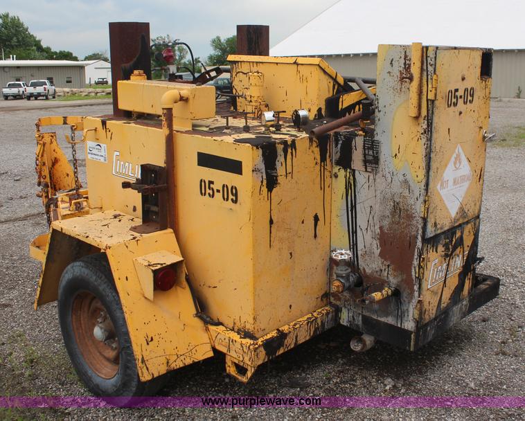 image for item K6901 Cimline crack seal machine