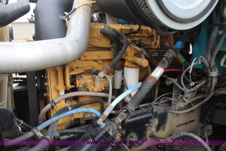 image for item K6902 2001 Sterling L9500 dump truck