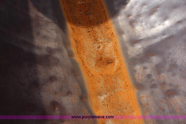 image for item K6976 1997 Mack RD690S dump truck