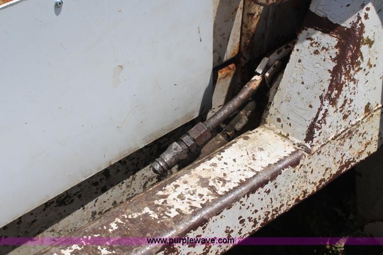 image for item K6989 Bobcat M700 skid steer