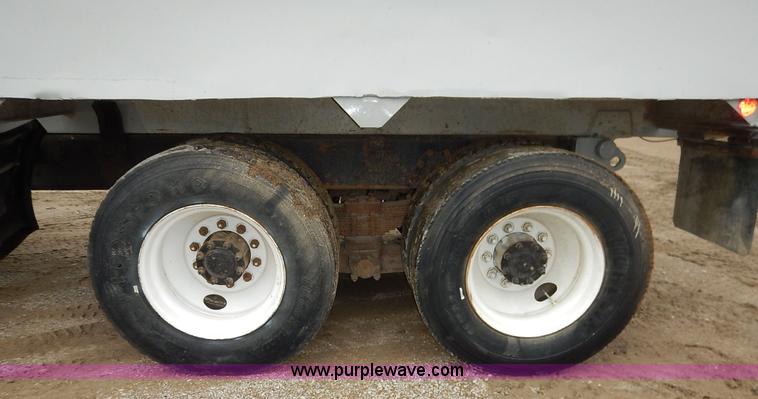 image for item K7489 1988 International S2500 dump truck