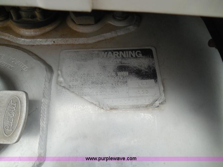 image for item K7519 1995 Peterbilt 379 semi truck