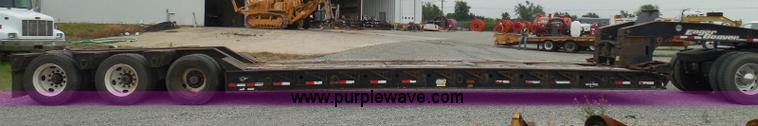image for item K7520 2006 Eager Beaver 55 GSL equipment trailer