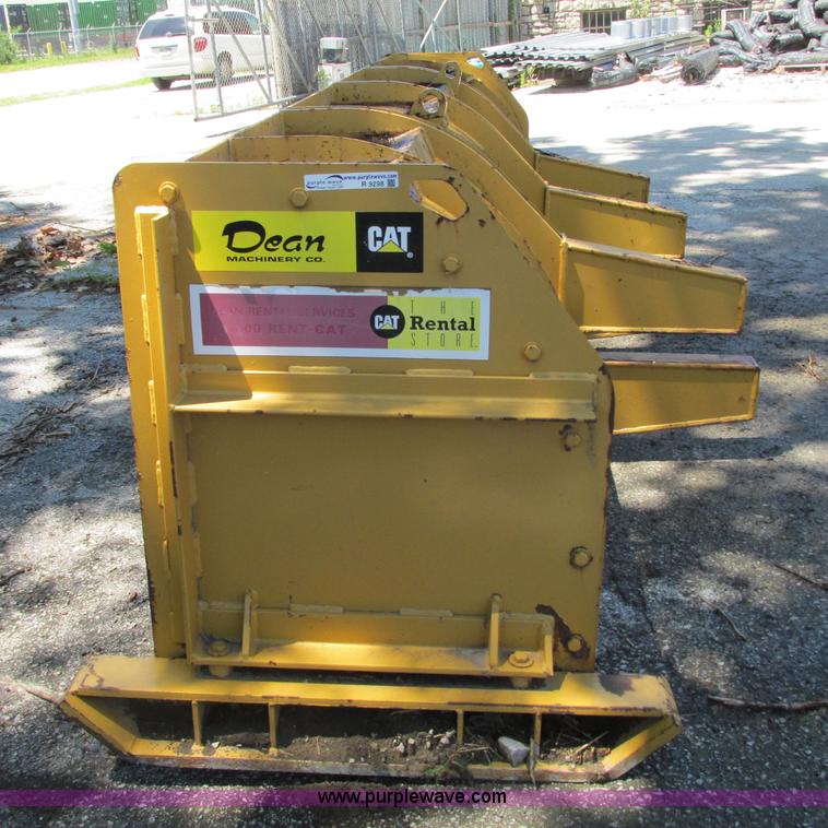 image for item R9298 Henke 14' loader snow box