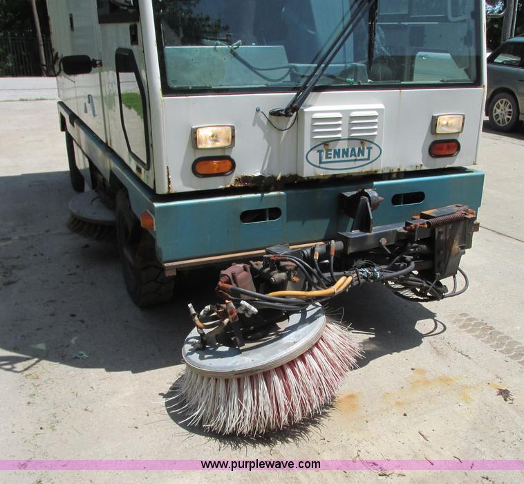 image for item R9299 Tennant 830 Series II sweeper