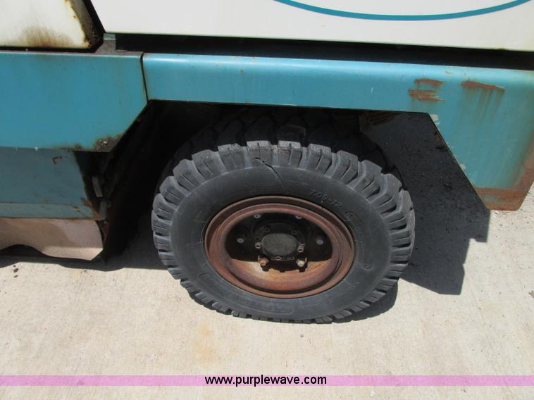 image for item R9299 Tennant 830 Series II sweeper