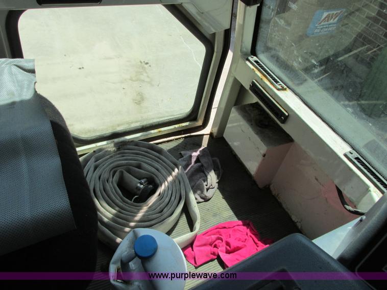 image for item R9299 Tennant 830 Series II sweeper