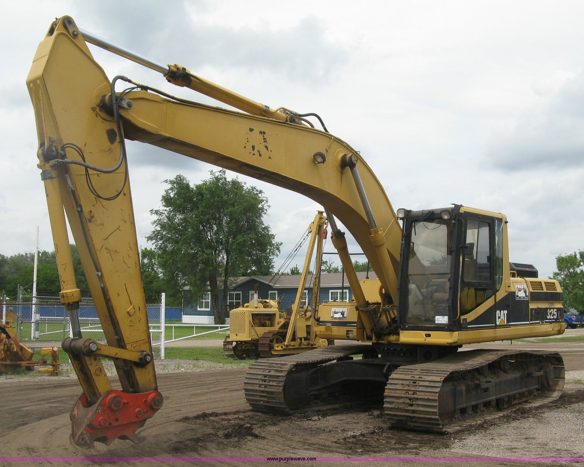 1994 Caterpillar 325L excavator in Wichita, KS Item H8534 sold