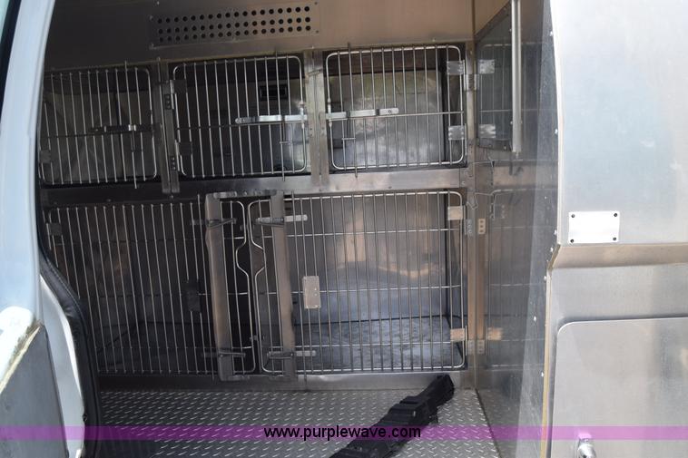 image for item H8504 2007 Chevrolet Express 2500 Cargo van