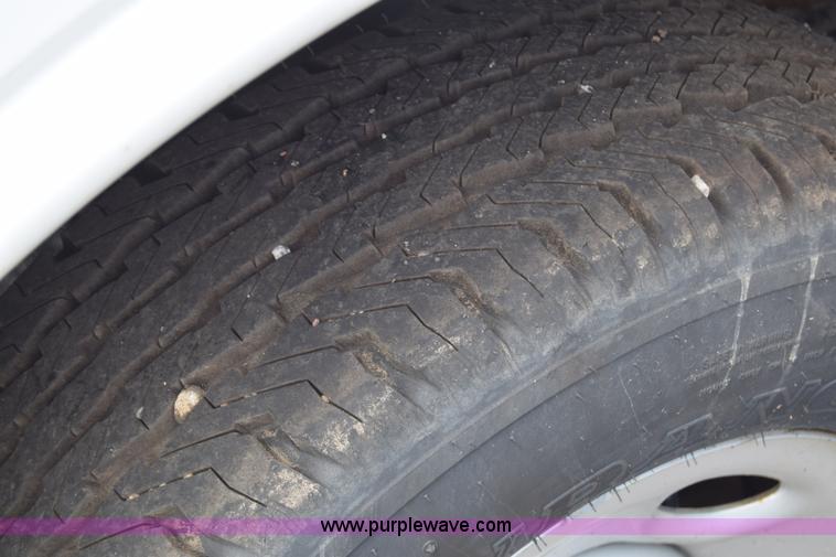 image for item H8504 2007 Chevrolet Express 2500 Cargo van