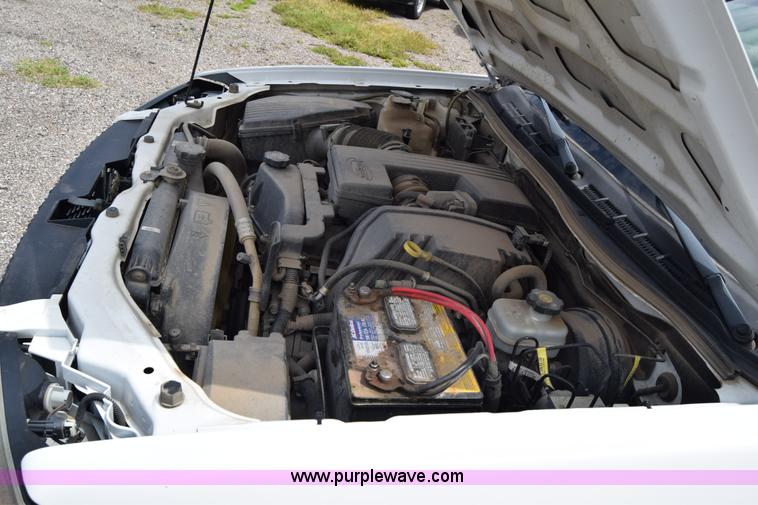 image for item H8517 2006 Chevrolet Colorado Crew Cab pickup truck