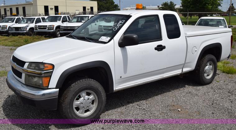 image for item H8519 2006 Chevrolet Colorado Ext. Cab pickup truck