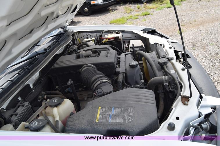 image for item H8519 2006 Chevrolet Colorado Ext. Cab pickup truck