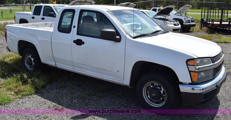 image for item H8523 2007 Chevrolet Colorado Ext. Cab pickup truck