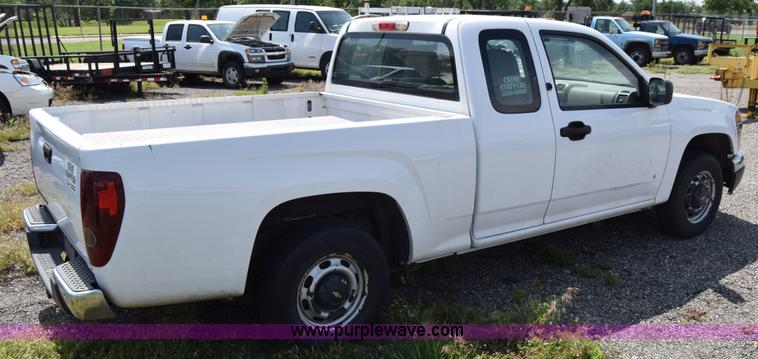 image for item H8523 2007 Chevrolet Colorado Ext. Cab pickup truck