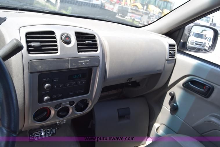 image for item H8523 2007 Chevrolet Colorado Ext. Cab pickup truck