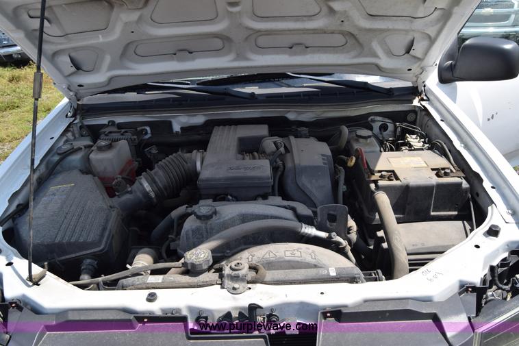 image for item H8523 2007 Chevrolet Colorado Ext. Cab pickup truck