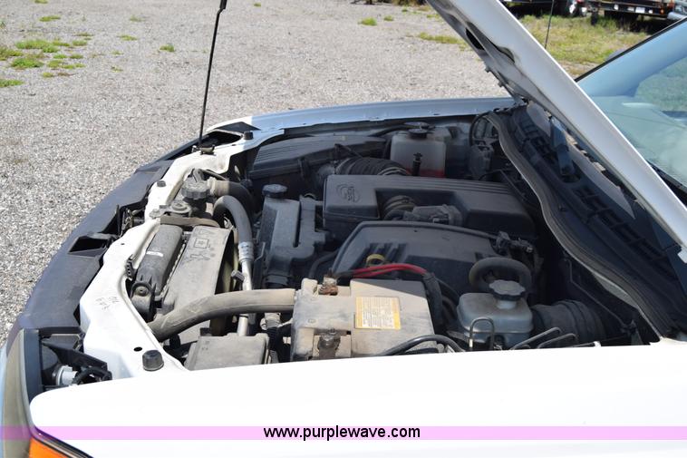 image for item H8523 2007 Chevrolet Colorado Ext. Cab pickup truck