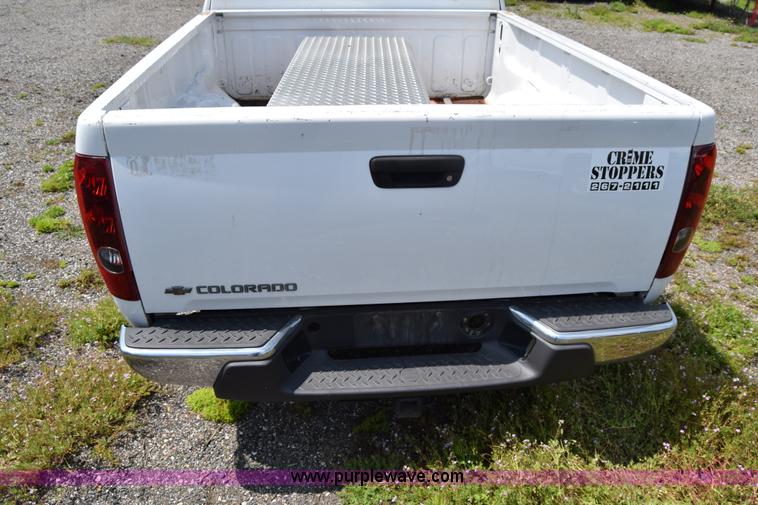 image for item H8523 2007 Chevrolet Colorado Ext. Cab pickup truck