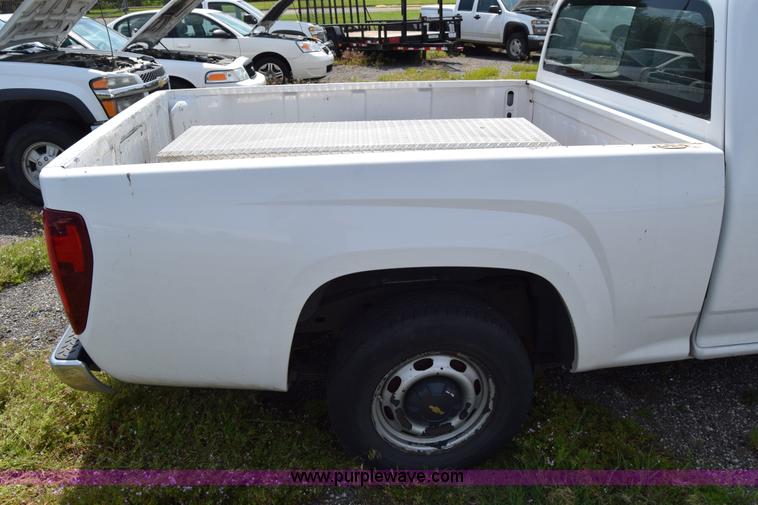 image for item H8523 2007 Chevrolet Colorado Ext. Cab pickup truck