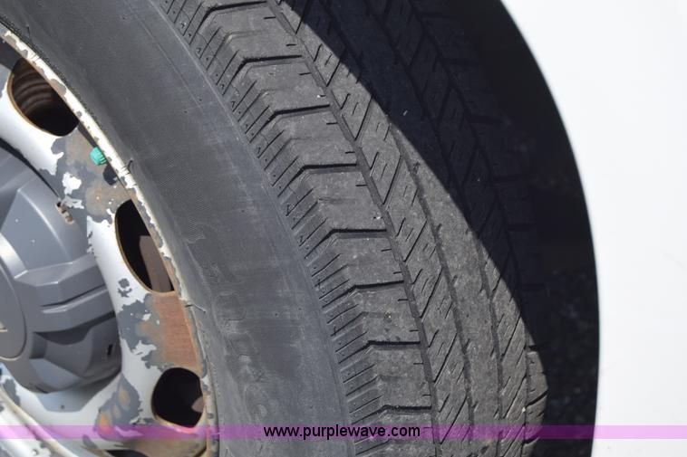 image for item H8523 2007 Chevrolet Colorado Ext. Cab pickup truck