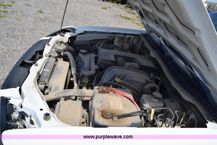 image for item H8524 2006 Chevrolet Colorado Ext. Cab pickup truck