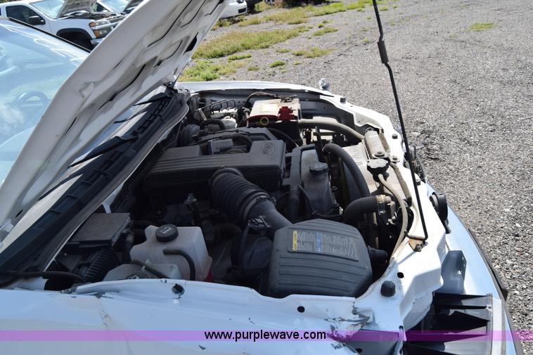 image for item H8525 2008 Chevrolet Colorado Crew Cab pickup truck