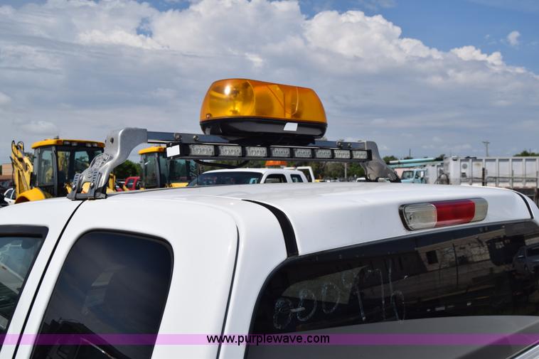 image for item H8526 2006 Chevrolet Colorado Ext. Cab pickup truck