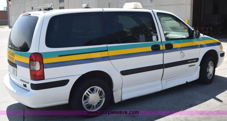 image for item J6614 2003 Chevrolet Venture Cargo van