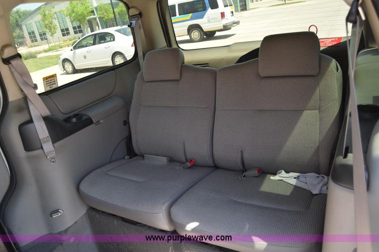 image for item J6614 2003 Chevrolet Venture Cargo van